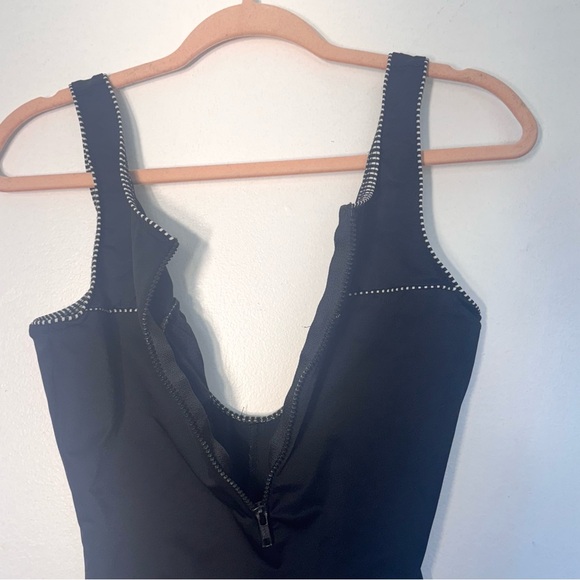 Miraclesuit Zipper Front One Piece Swimsuit Women's Size 12 Black - Picture 6 of 11